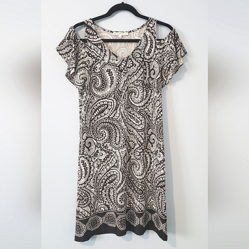 Cleo. Petites. Black & White. Paisley Pattern Dress.